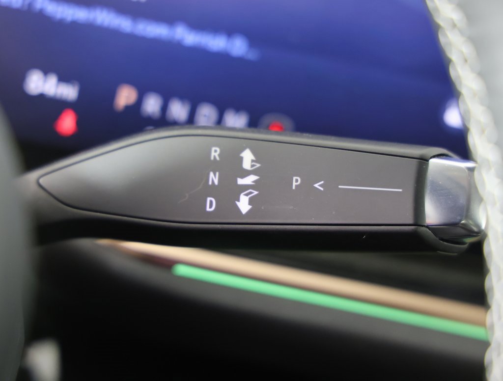 Certified 2025 Buick Envision Sport Touring image 24