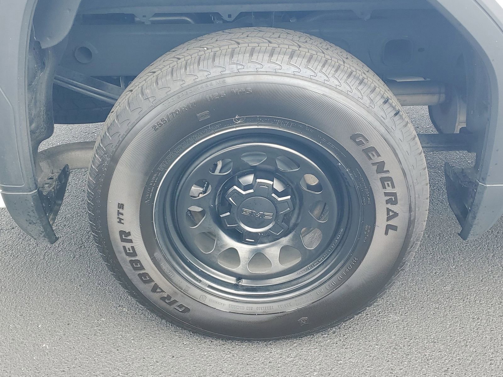 Used 2024 GMC Sierra 1500 Pro w/ Pro Value Package image 5