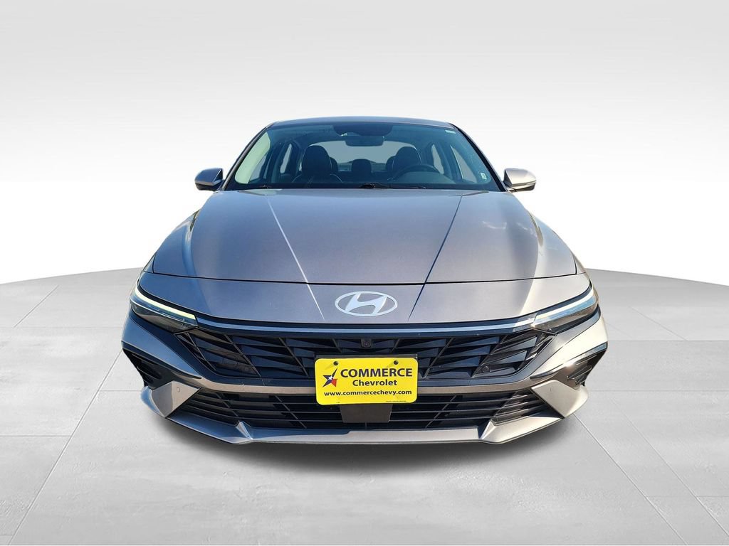 Used 2024 Hyundai Elantra Limited FWD video 2