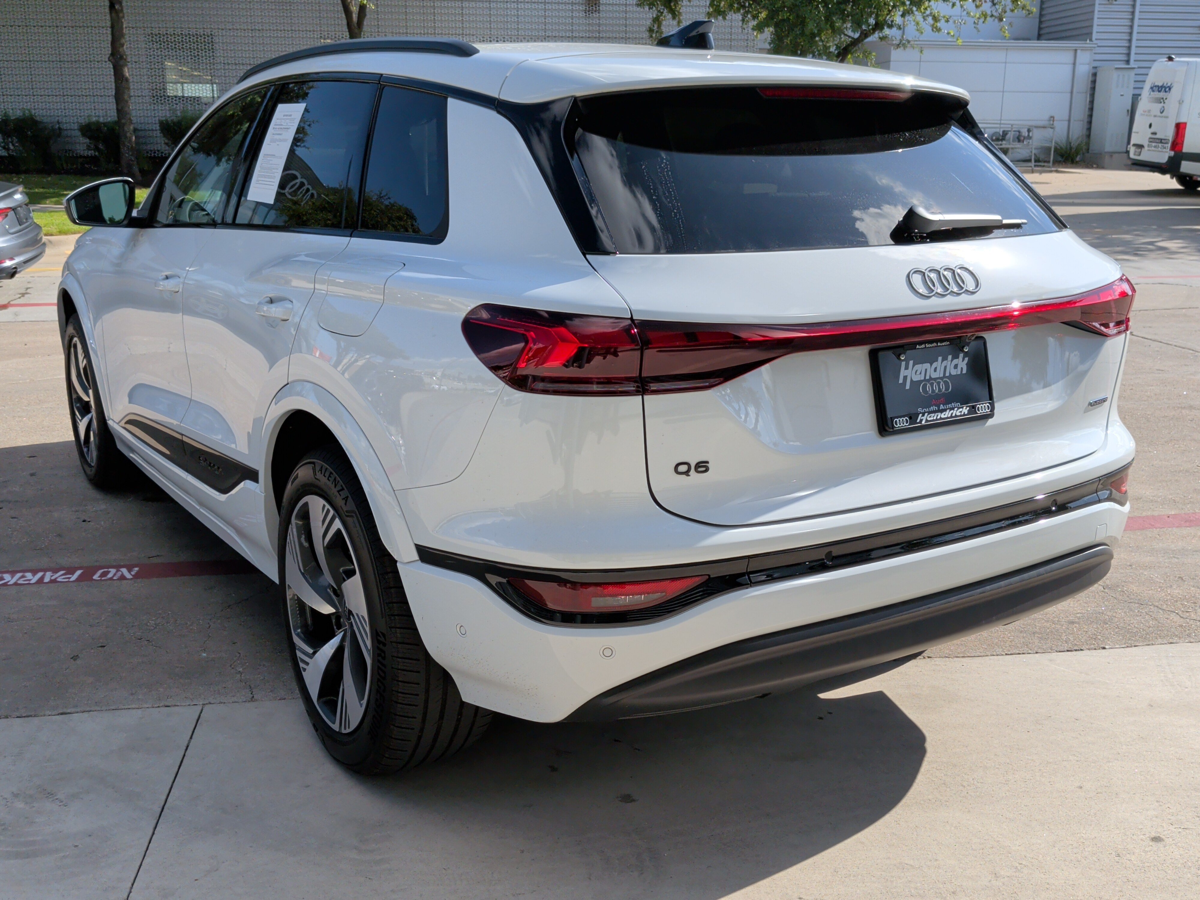 Certified 2025 Audi Q6 e-tron Premium Plus w/ Premium Plus AWD/4WD image 8