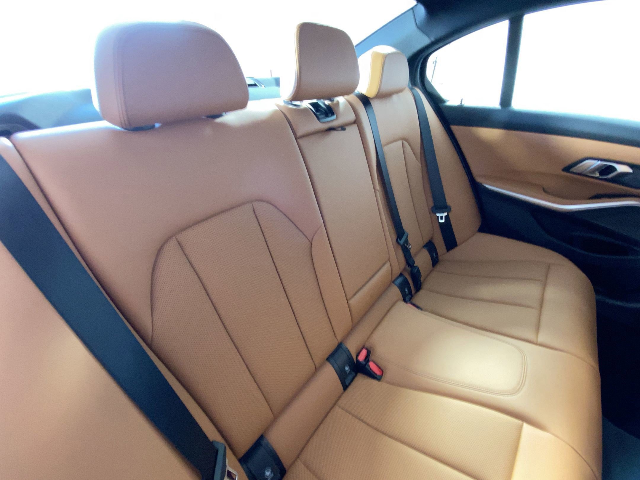 Used 2026 BMW 330i xDrive Sedan w/ Premium Package image 31