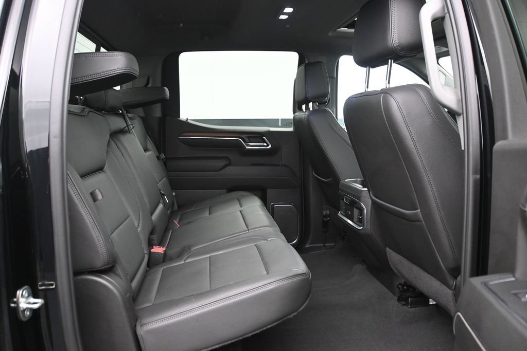 Used 2024 GMC Sierra 1500 Denali w/ Denali Reserve Package AWD/4WD image 14