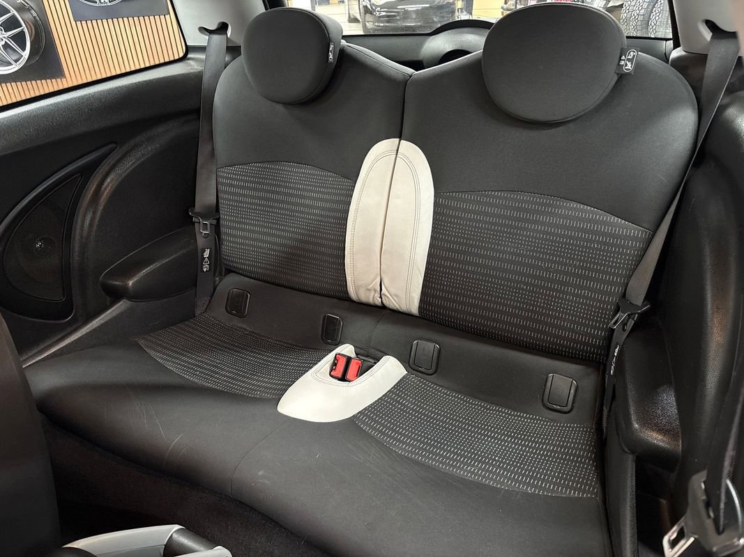 Used 2010 MINI Cooper Hardtop image 54