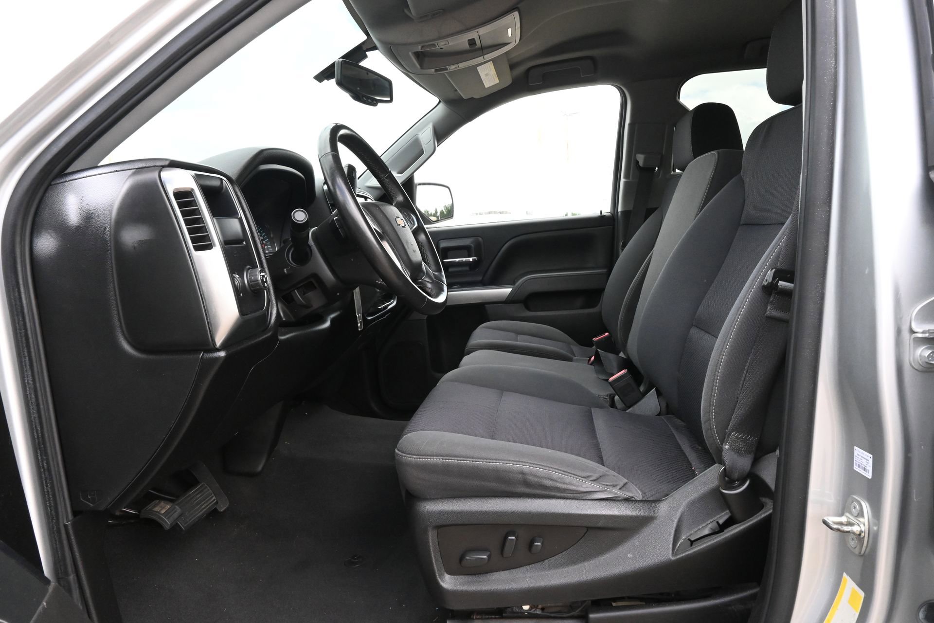 Used 2018 Chevrolet Silverado 1500 LT w/ All Star Edition RWD image 17