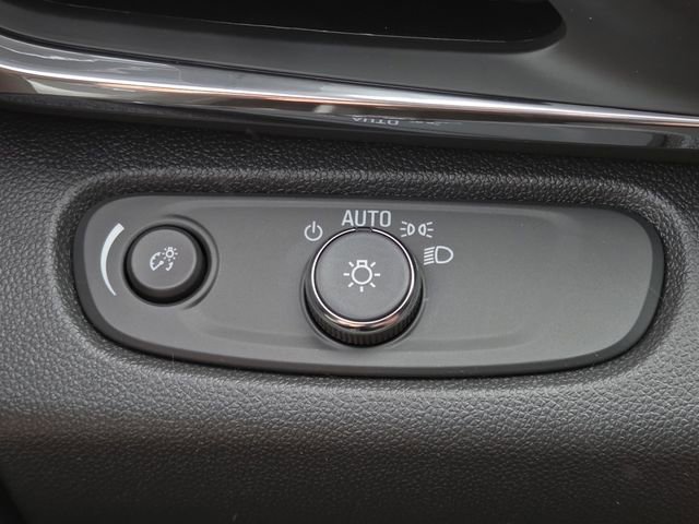 New 2026 Buick Envista Preferred w/ Convenience I Package FWD image 10