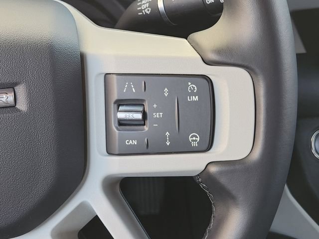Used 2024 Land Rover Defender 130 S image 27