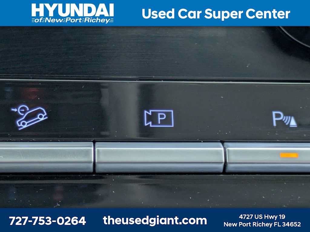Used 2024 Hyundai Santa Fe SEL FWD image 31