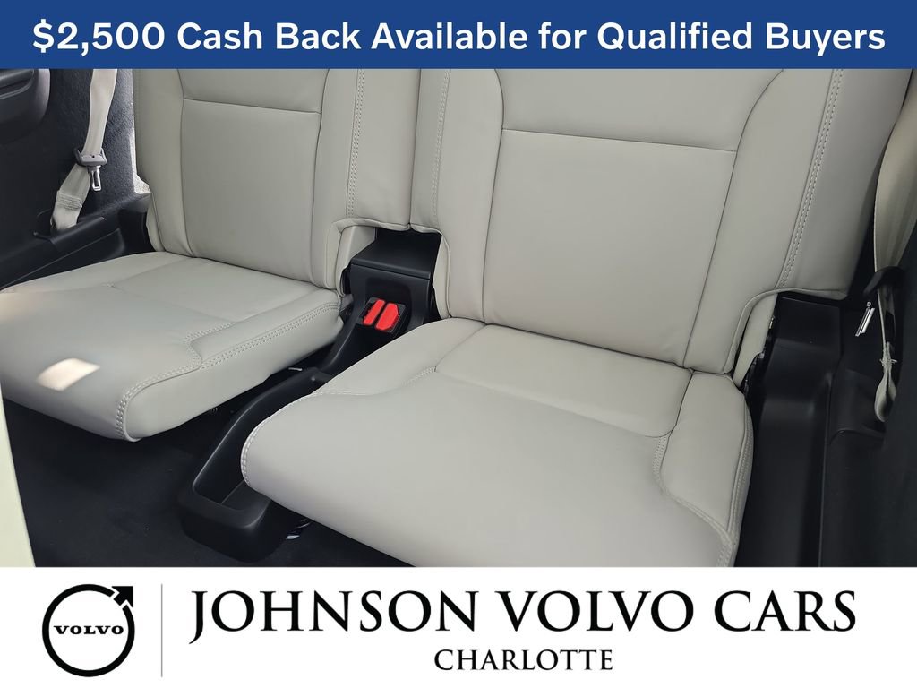 New 2026 Volvo XC90 T8 Ultra w/ Protection Package Premier image 15