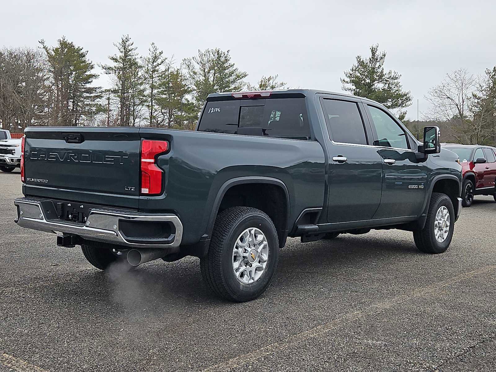 New 2026 Chevrolet Silverado 2500 LTZ w/ LTZ Premium Package AWD/4WD image 4