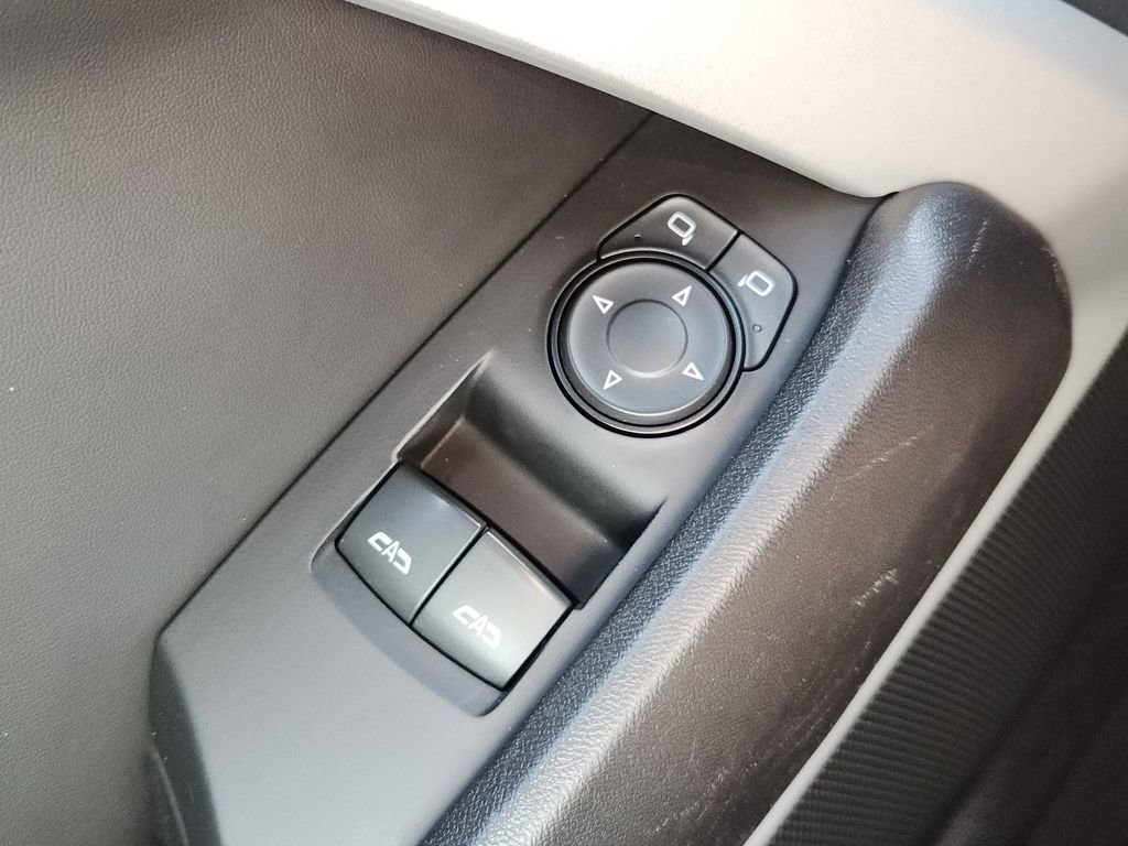 Used 2018 Chevrolet Camaro SS image 27