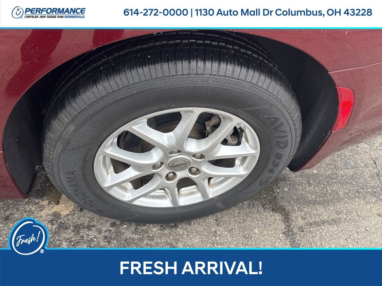 Used 2022 Chrysler Pacifica Touring-L image 11