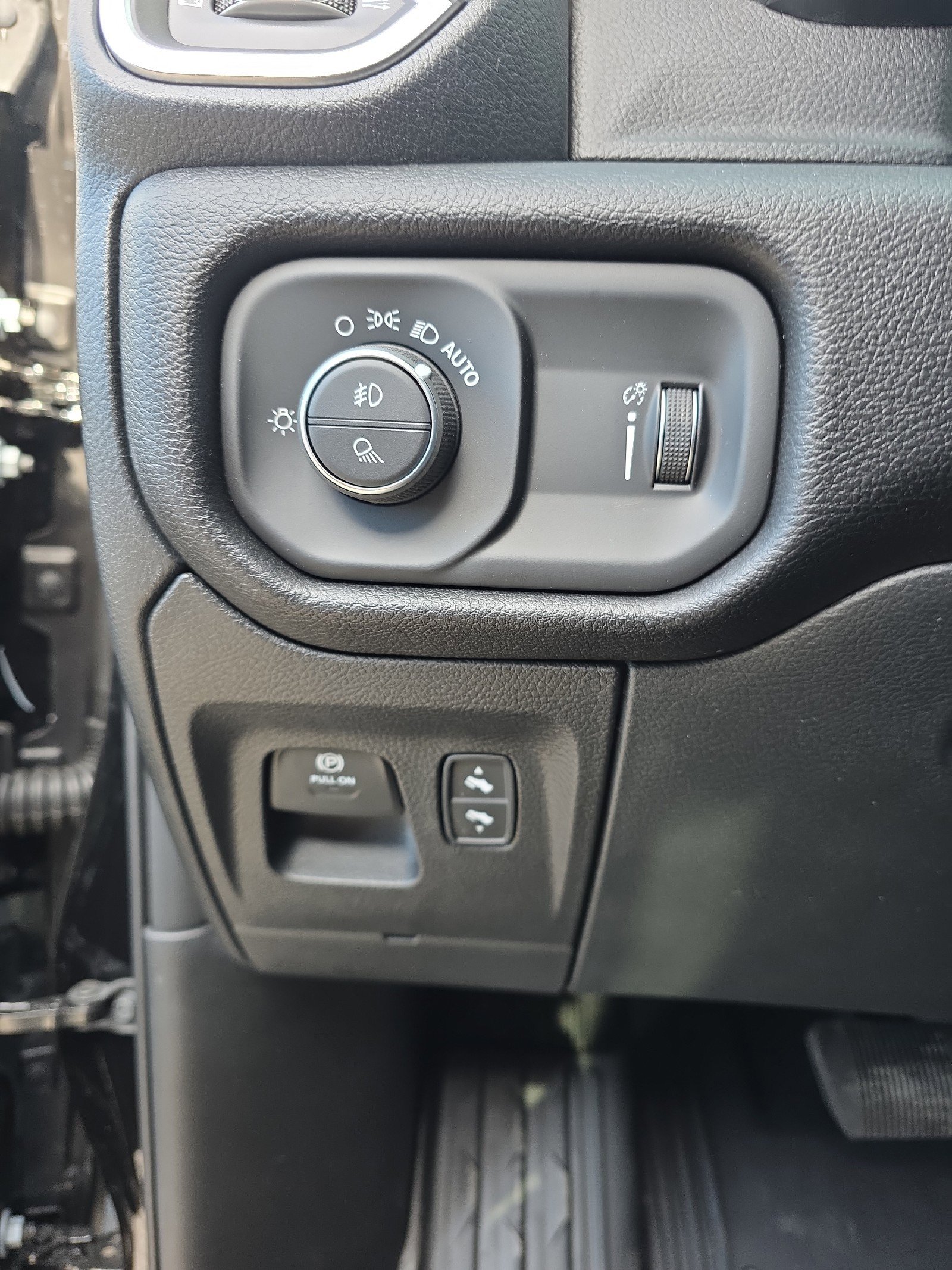 New 2026 RAM 1500 Big Horn AWD/4WD image 20