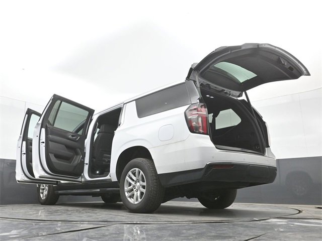 Used 2024 Chevrolet Suburban LT image 57