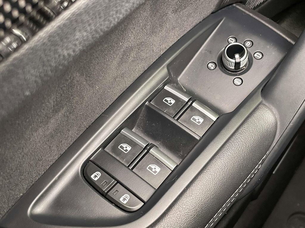 Certified 2022 Audi SQ5 Premium Plus w/ Premium Plus Package image 38