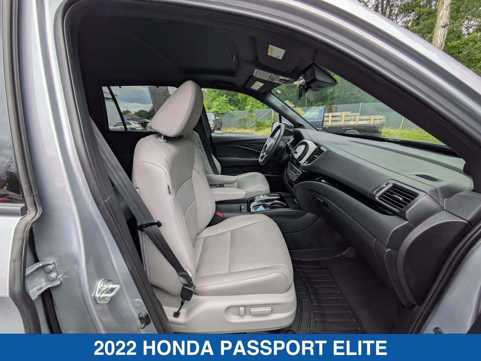 Used 2022 Honda Passport Elite image 38