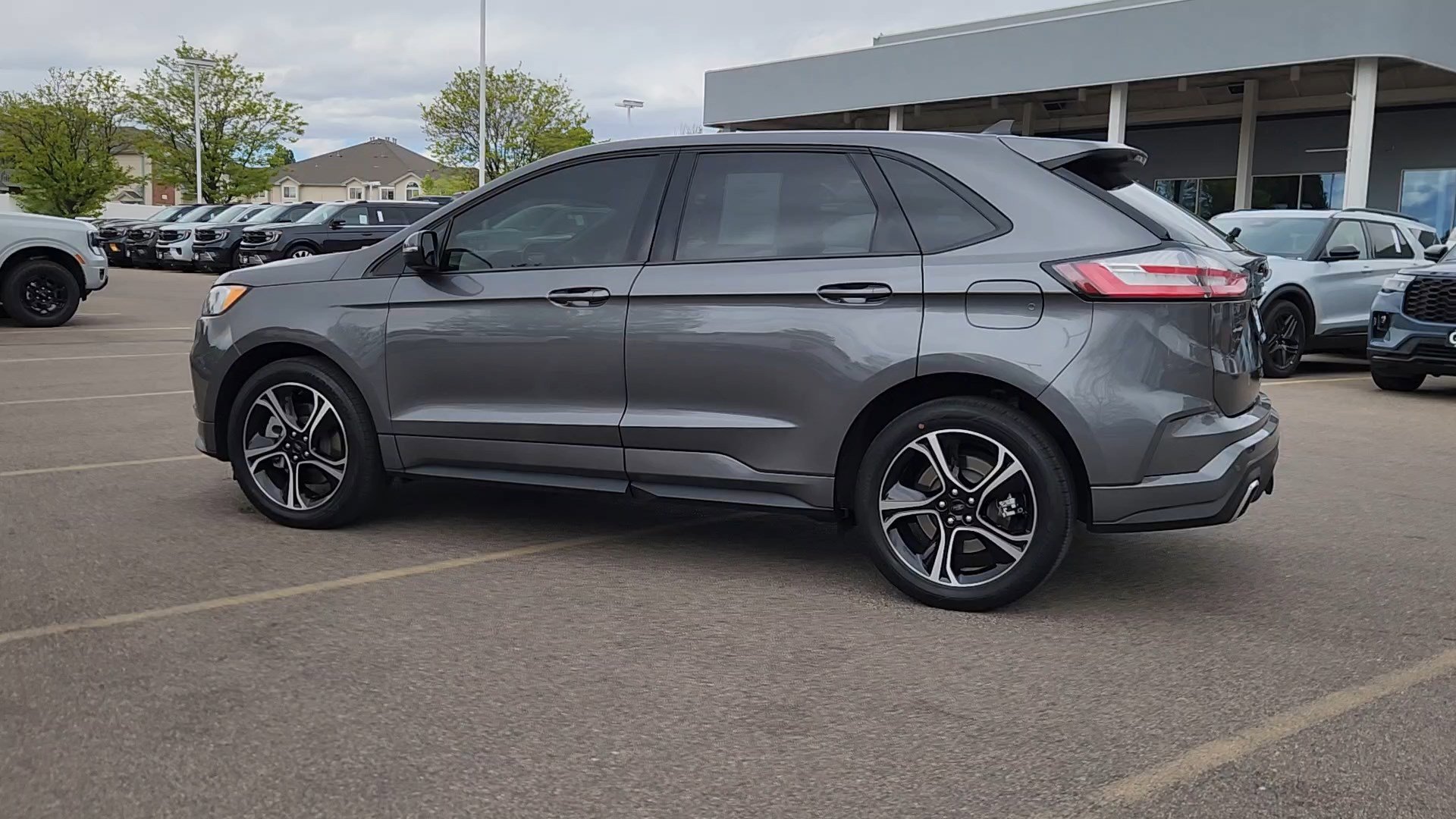 Used 2023 Ford Edge ST AWD/4WD image 23