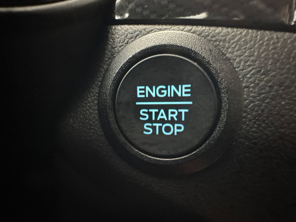 Used 2025 Ford Escape ST-Line AWD/4WD image 21