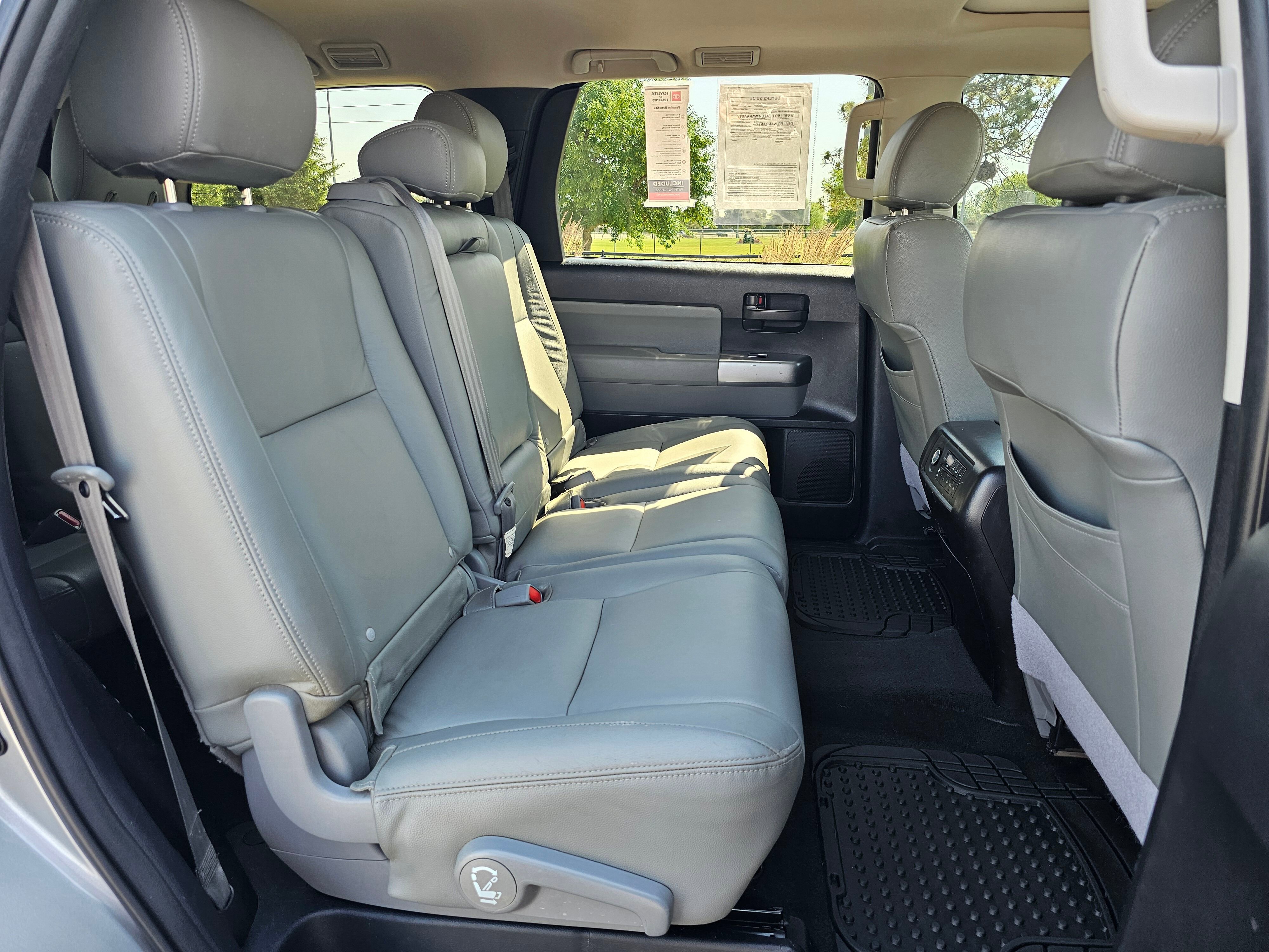Used 2019 Toyota Sequoia SR5 AWD/4WD image 44