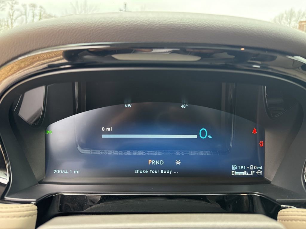 Used 2024 Lincoln Corsair Grand Touring w/ Equipment Group 302A image 18