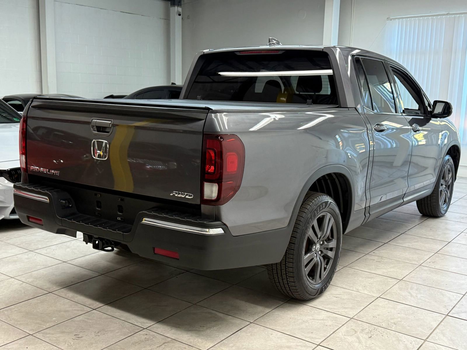 Used 2020 Honda Ridgeline Sport image 9