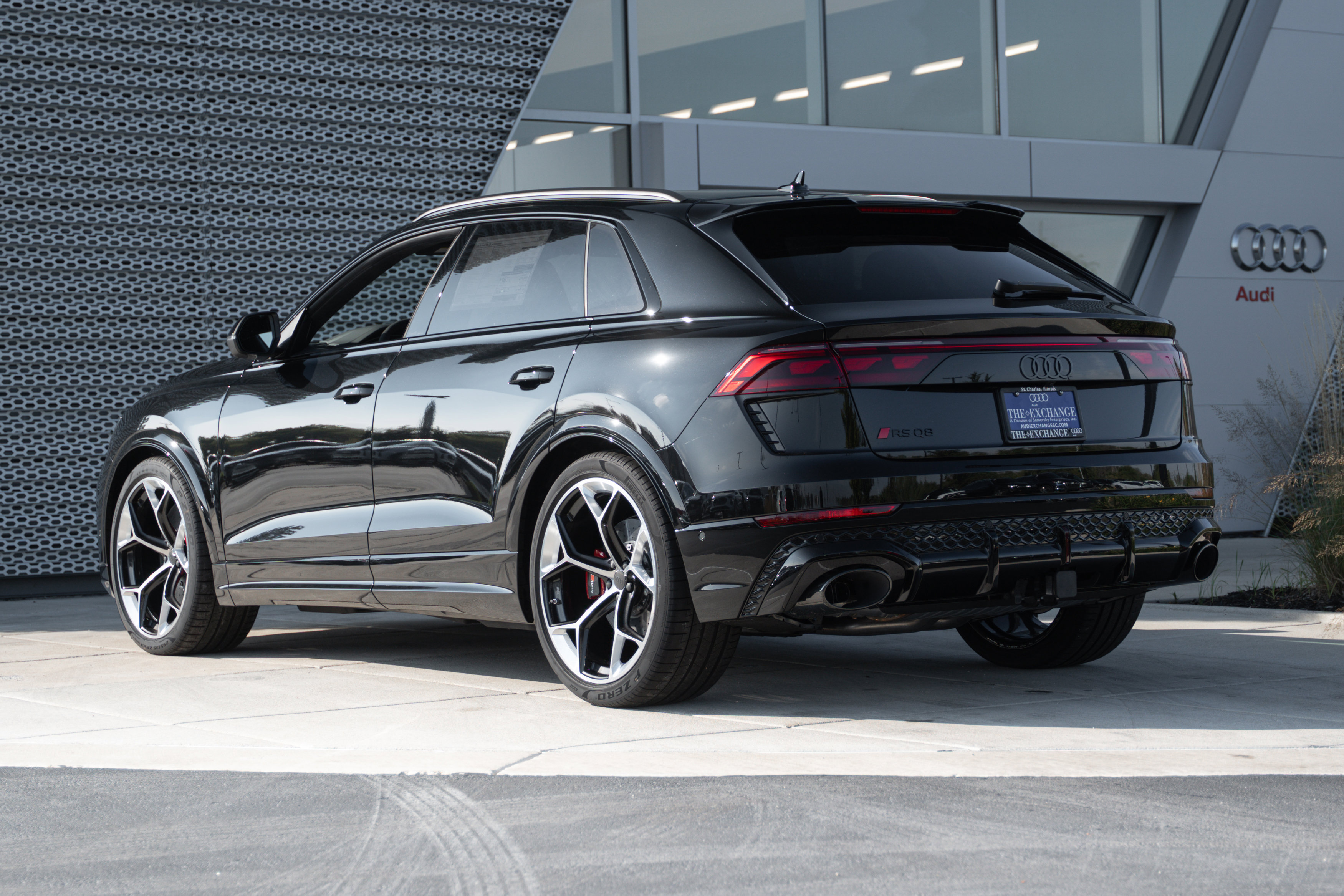 New 2026 Audi RS Q8 performance image 5