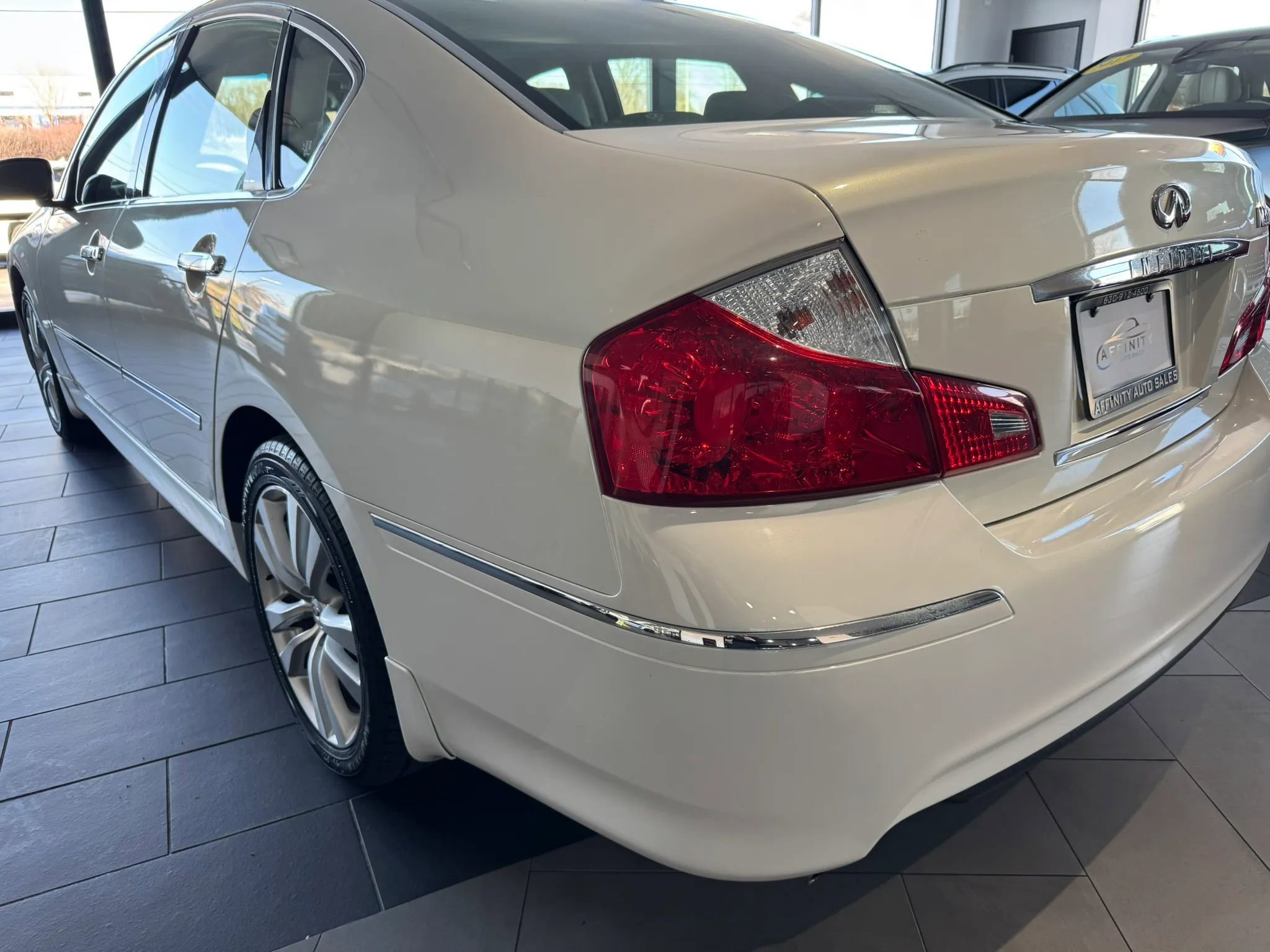 Used 2008 INFINITI M35 M35x Sedan 4D w/ Technology Pkg image 35