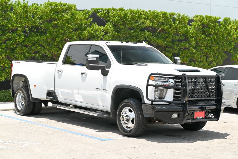 Used 2021 Chevrolet Silverado 3500 LTZ AWD/4WD image 2