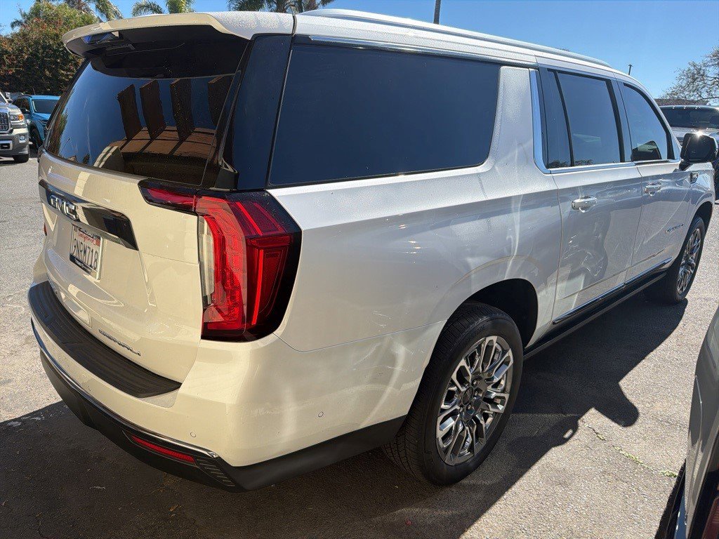 Certified 2024 GMC Yukon XL Denali Ultimate image 8
