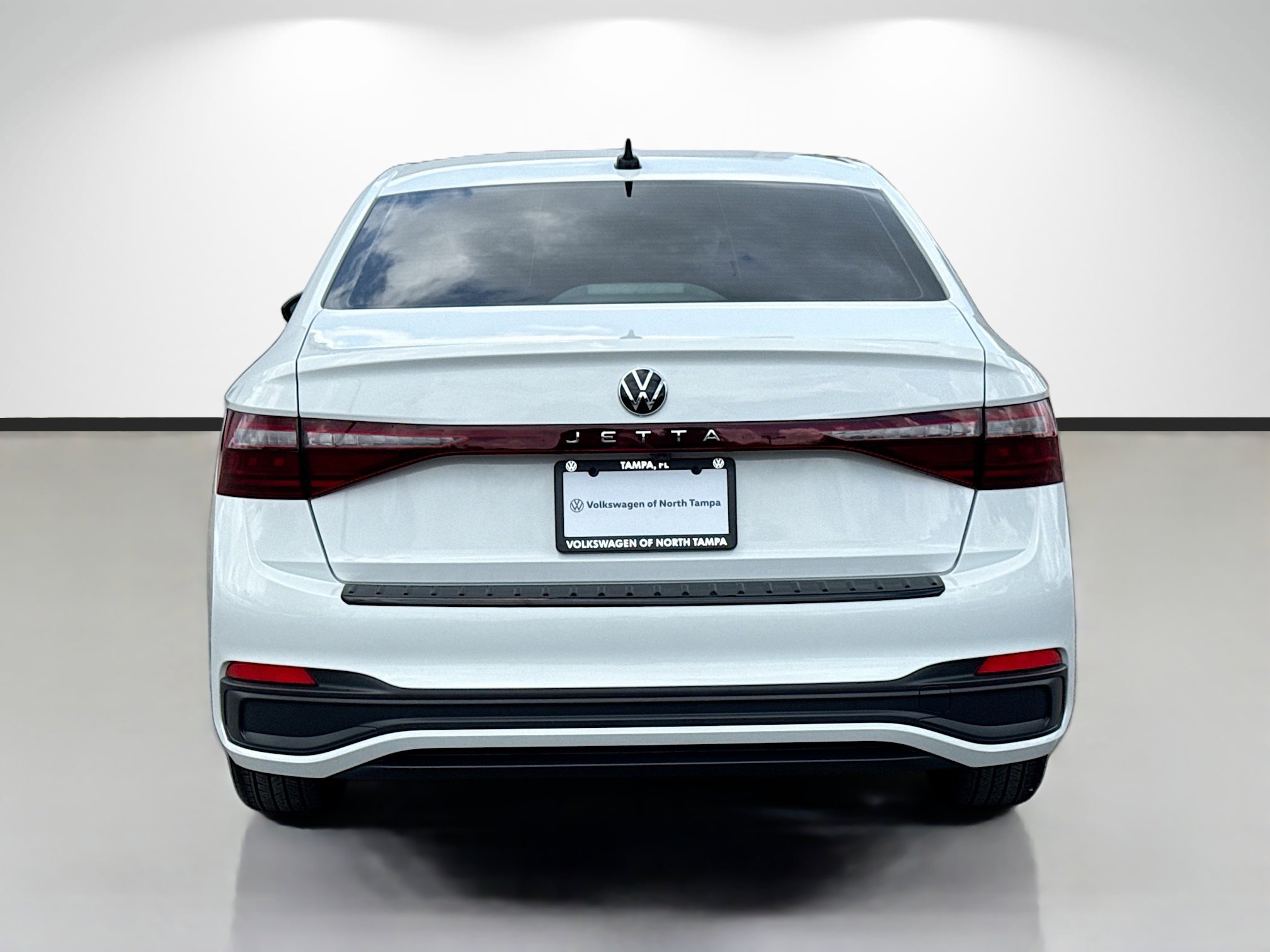Used 2025 Volkswagen Jetta Sport FWD image 4