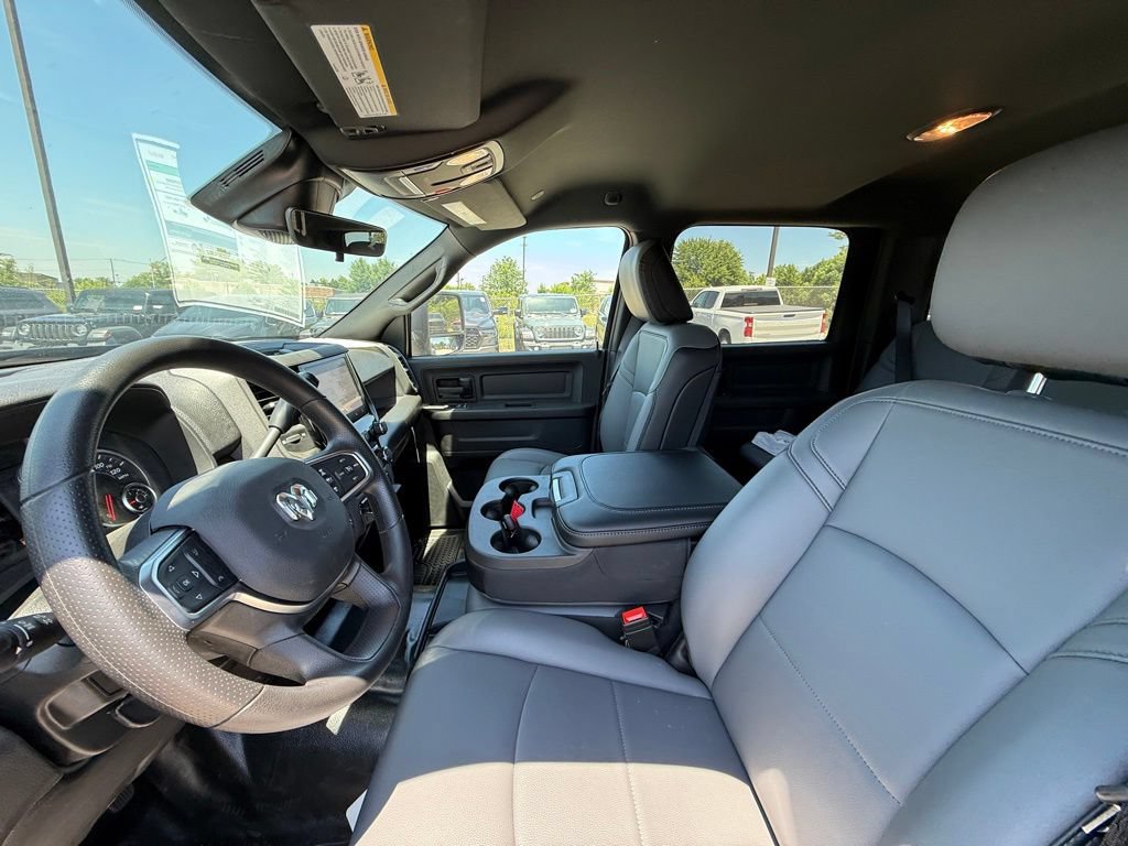 New 2026 RAM 3500 Tradesman AWD/4WD image 13