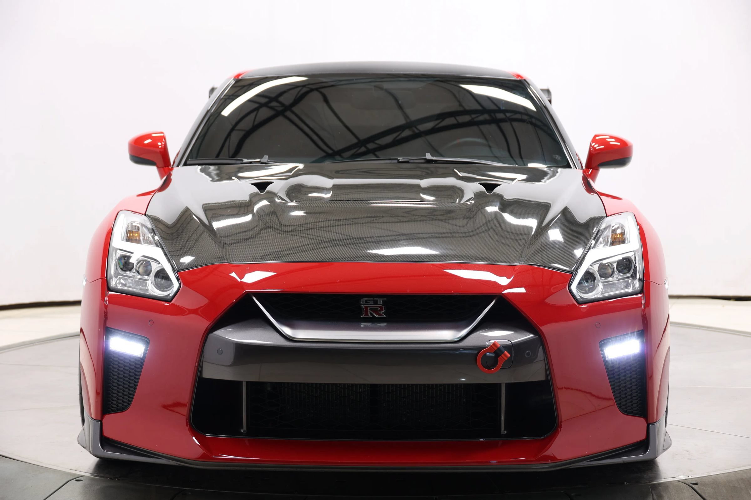Used 2019 Nissan GT-R Premium w/ Premium Interior Package AWD/4WD image 98