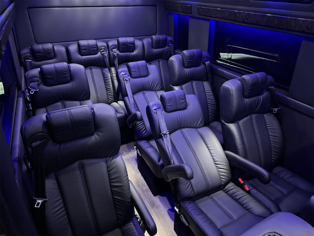 Used 2024 RAM ProMaster 3500 FWD image 9