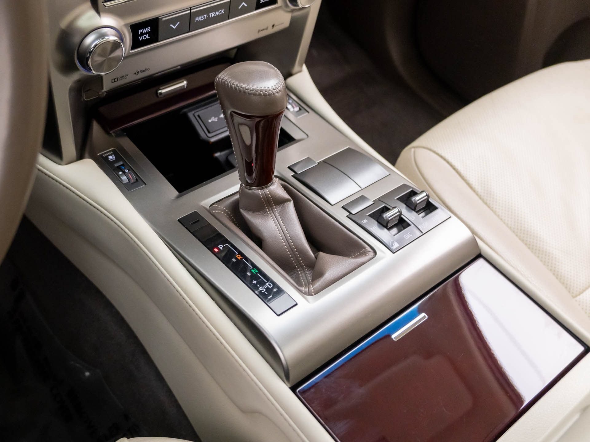 Used 2019 Lexus GX 460 Premium w/ Premium Package AWD/4WD image 12