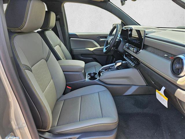 New 2026 Chevrolet Colorado ZR2 w/ Technology Package AWD/4WD image 17