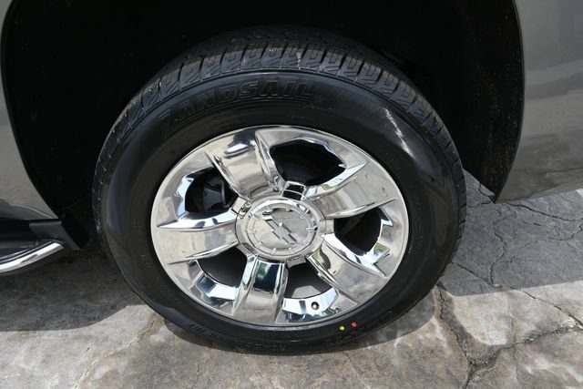 Used 2018 Chevrolet Tahoe Premier AWD/4WD image 13