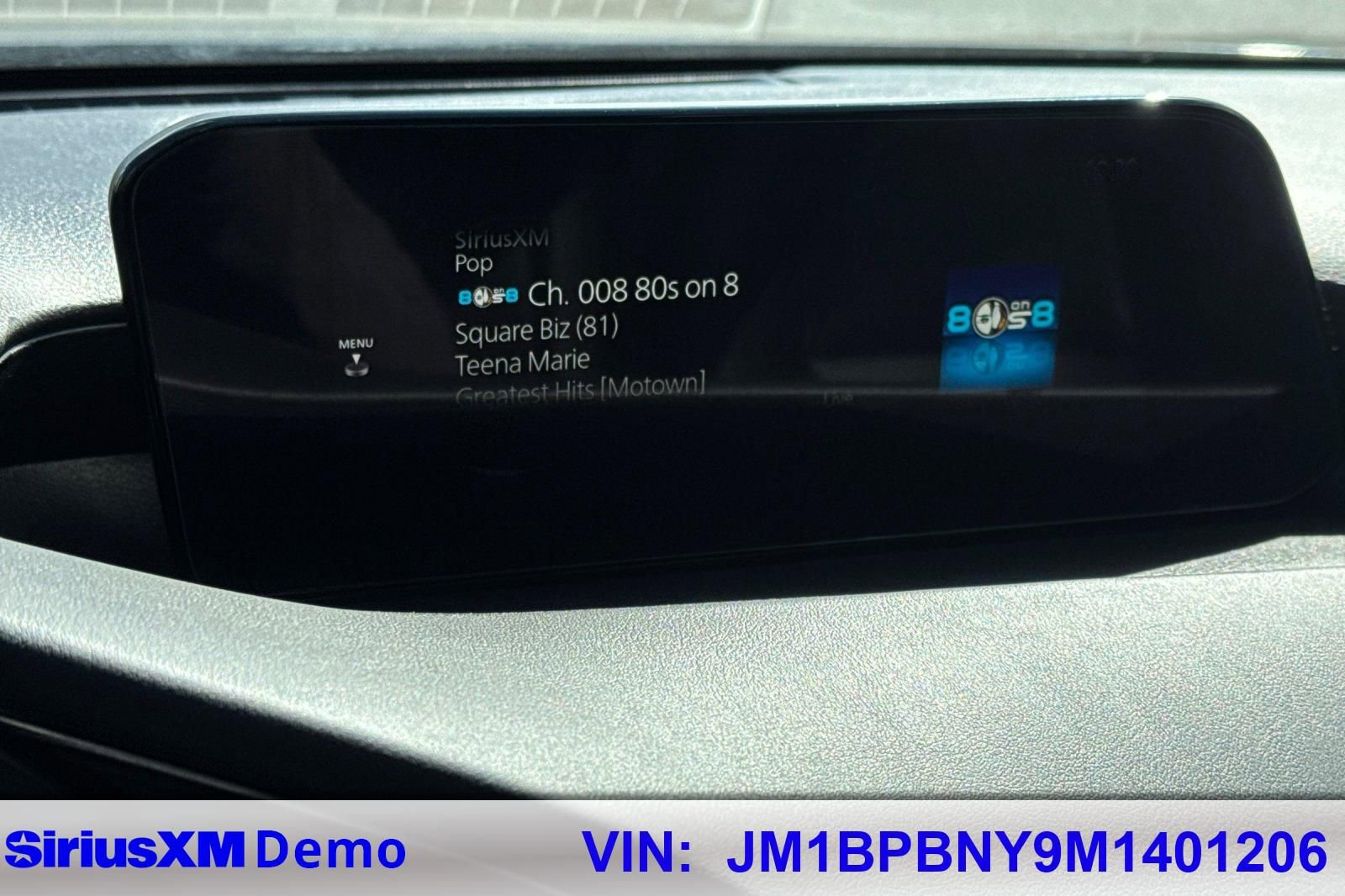 Used 2021 MAZDA MAZDA3 Hatchback w/Premium Plus Pkg image 28