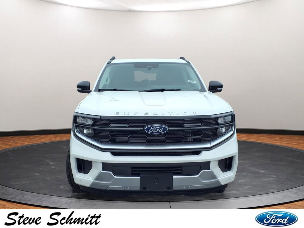 New 2026 Ford Expedition Platinum w/ Driver's Package AWD/4WD image 32