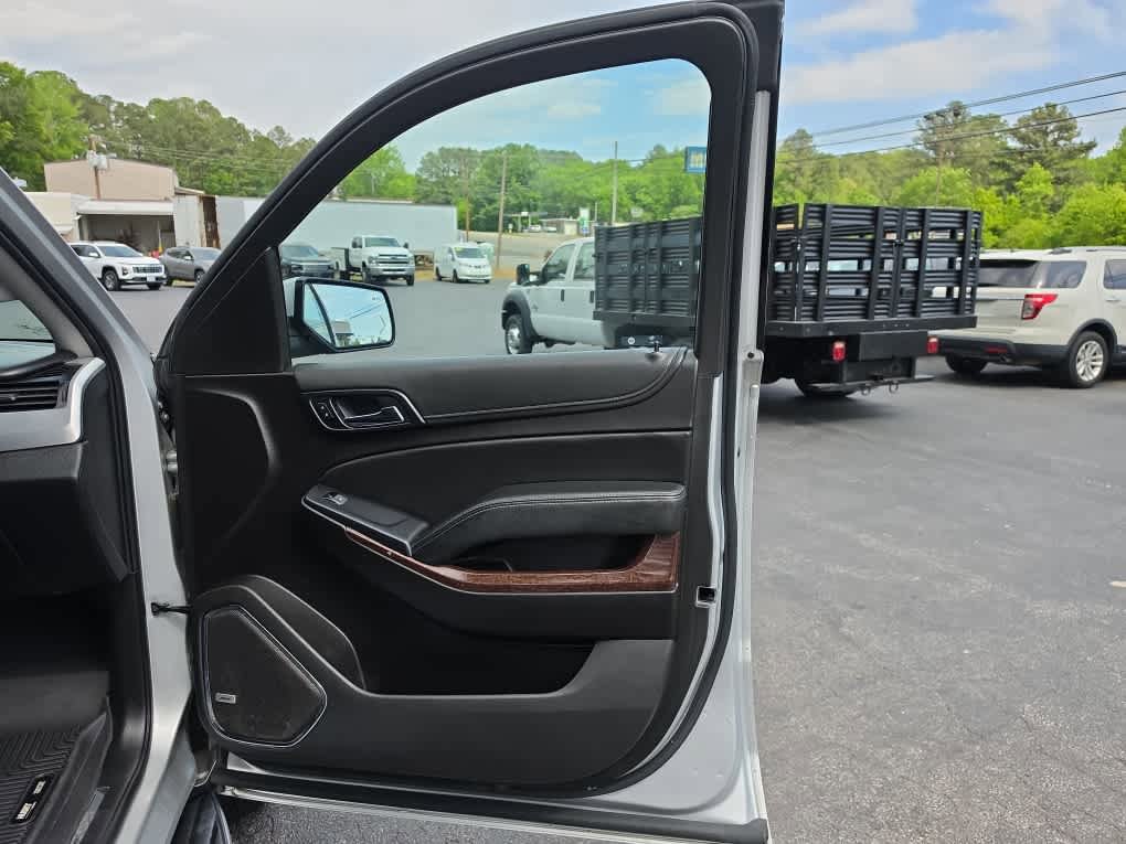 Used 2020 GMC Yukon XL SLT AWD/4WD image 25