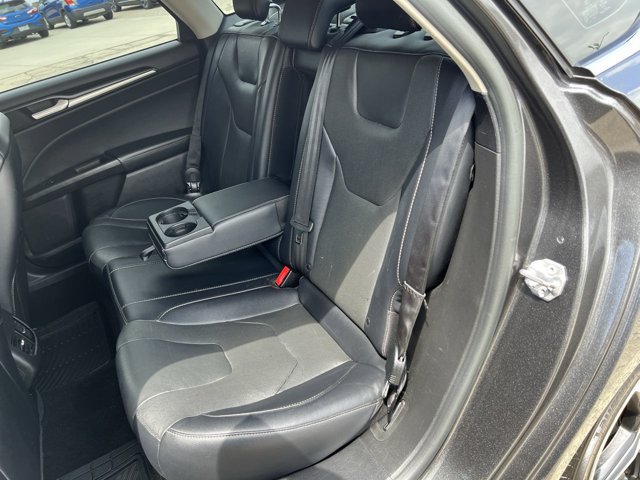 Used 2019 Ford Fusion Titanium FWD image 25