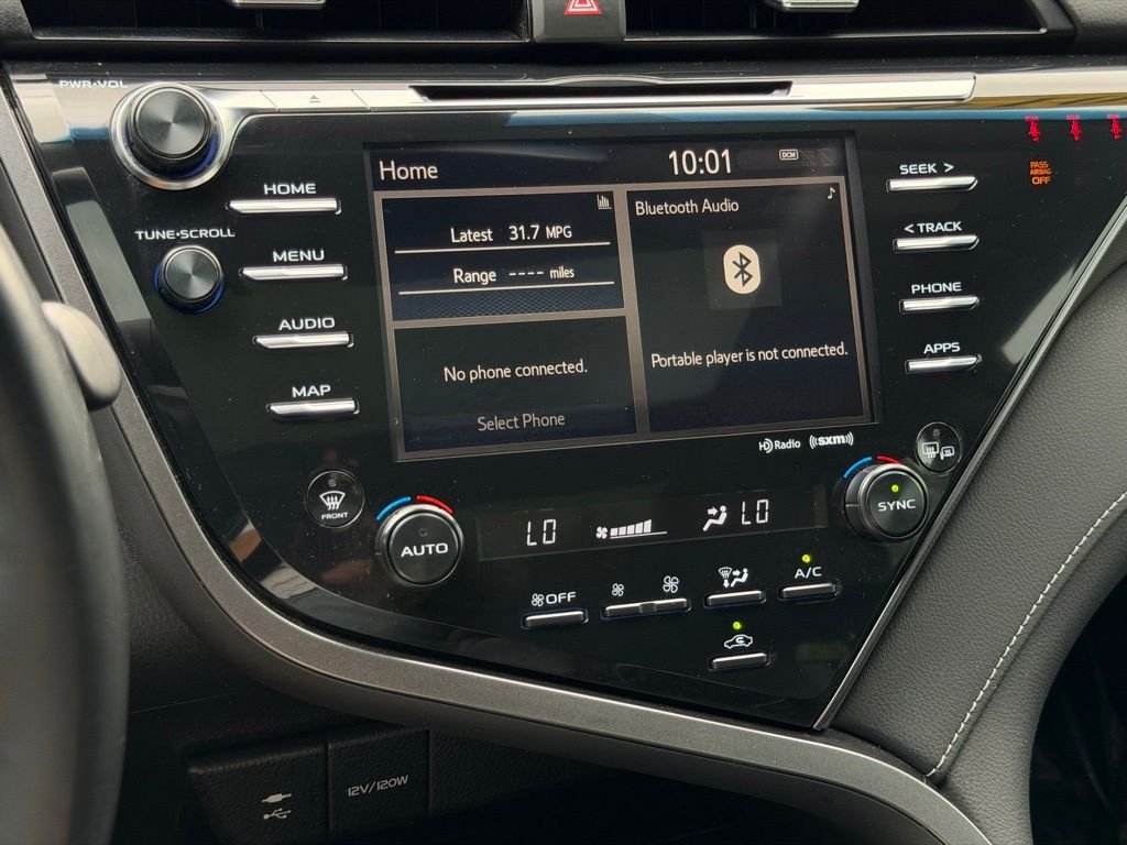 Used 2019 Toyota Camry XSE FWD image 32