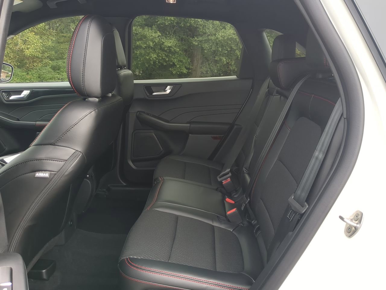 New 2026 Ford Escape ST-Line w/ Tech Pack #1 image 12