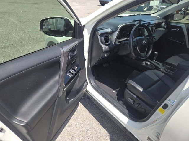Used 2017 Toyota RAV4 Limited FWD image 7
