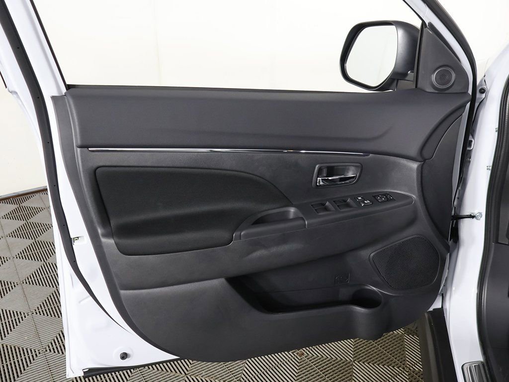 New 2025 Mitsubishi Outlander Sport ES AWD/4WD image 17