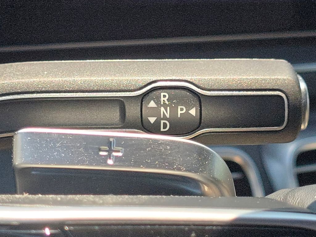Used 2025 Mercedes-Benz GLS 450 4MATIC image 37