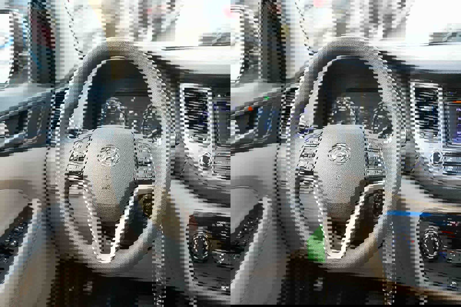 Used 2018 Hyundai Tucson SE image 15