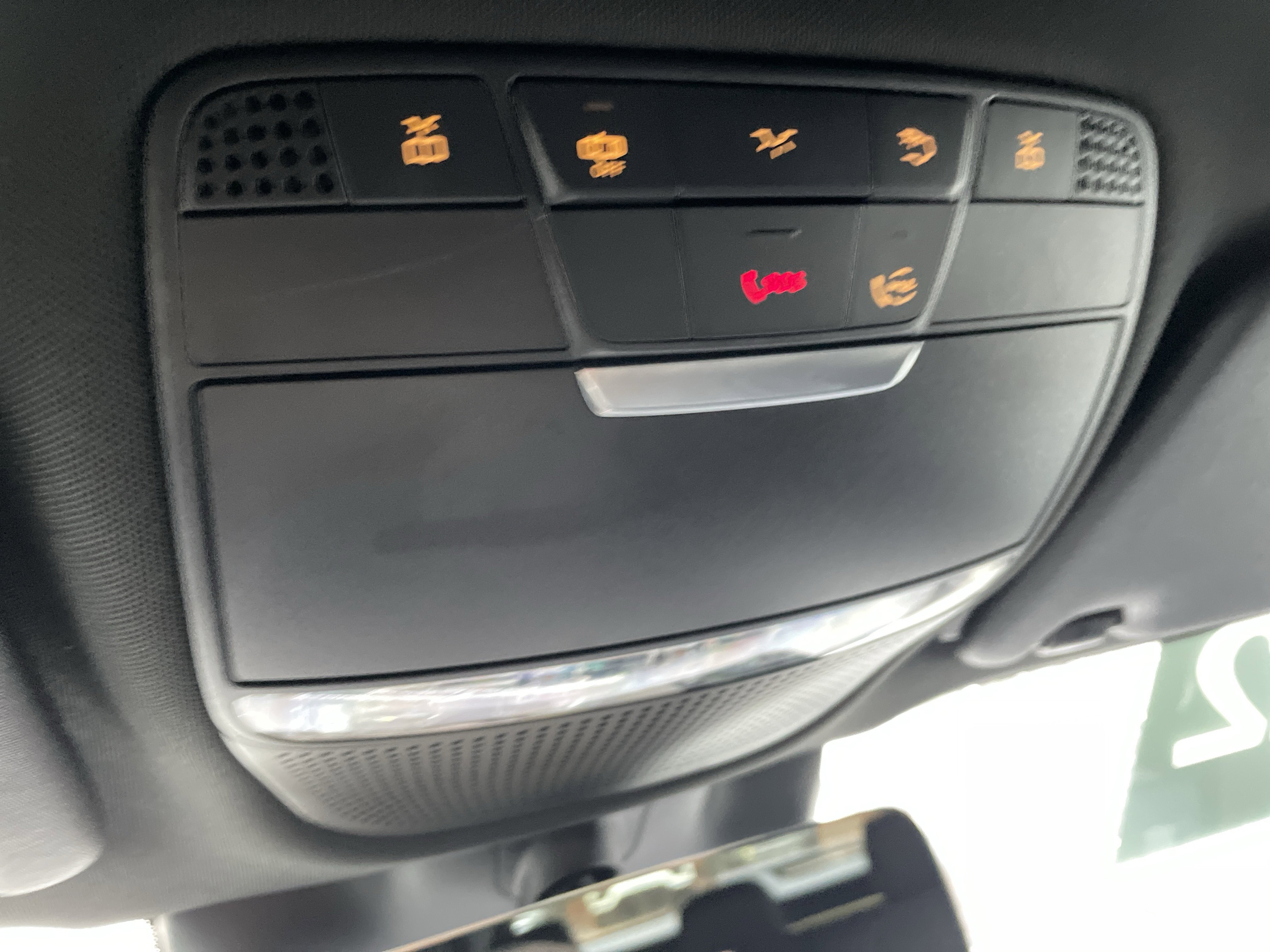 Certified 2022 Mercedes-Benz GLC 300 4MATIC w/ Driver Assistance Package image 37