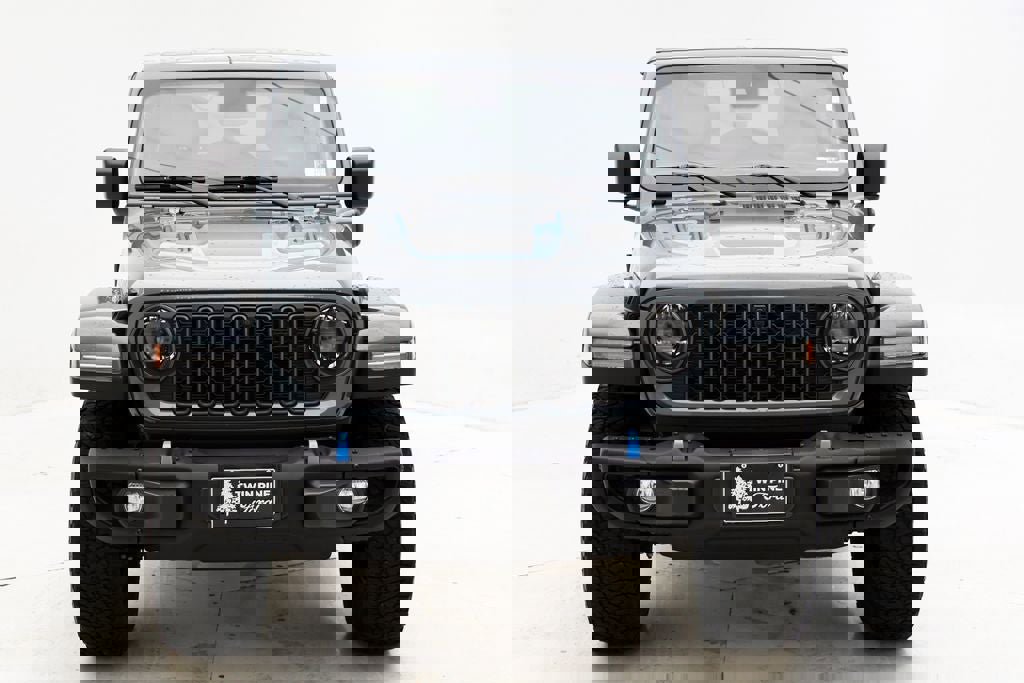 Used 2024 Jeep Wrangler Unlimited Rubicon 4xe image 4