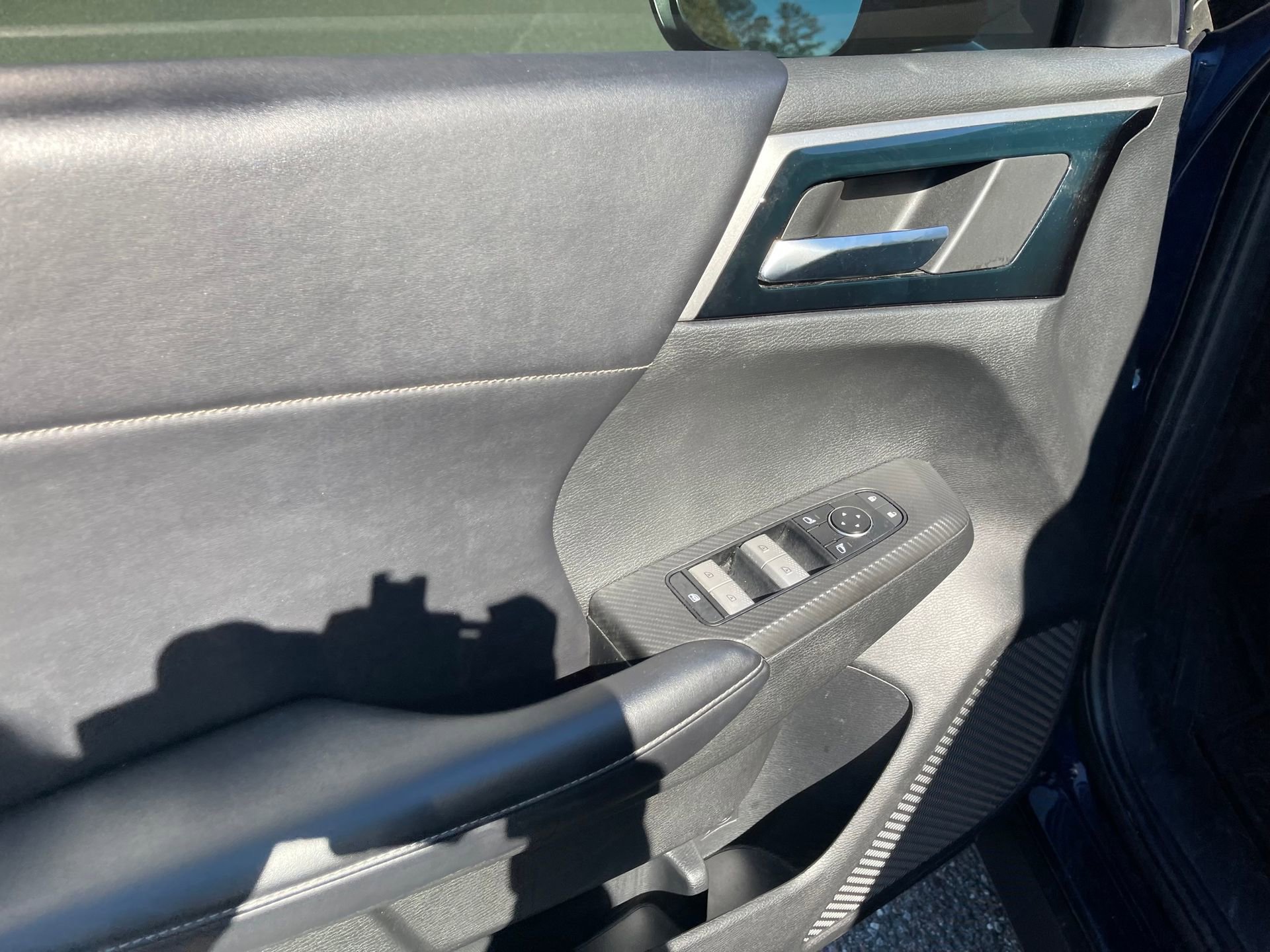 Used 2022 Mitsubishi Outlander SEL Black Edition image 12