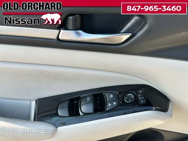 Used 2024 Nissan Altima 2.5 SL image 9
