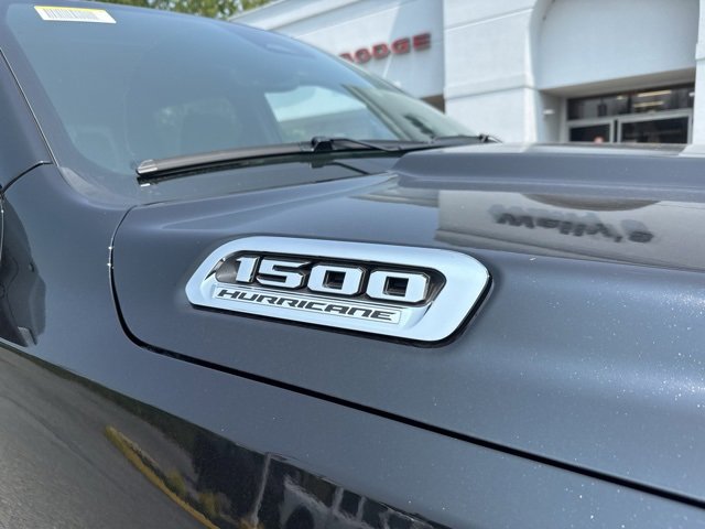 New 2026 RAM 1500 4x4 Crew Cab image 9